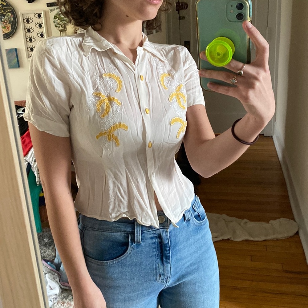 Vintage white button up shirt. Floral Western vibe
